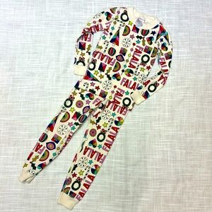 Like NEW Hanna Anderson 2pc Christmas pj set Hanna size 100 is size 4T